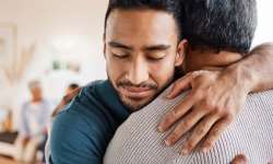 Sincronizar corazones… Efectos invisibles del abrazo El poder de los abrazos